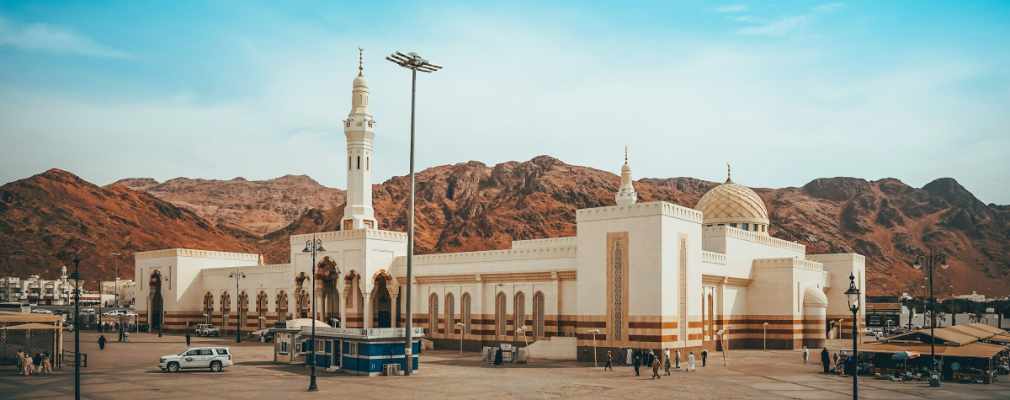 Moskee in de bergen van Saoedi-Arabië